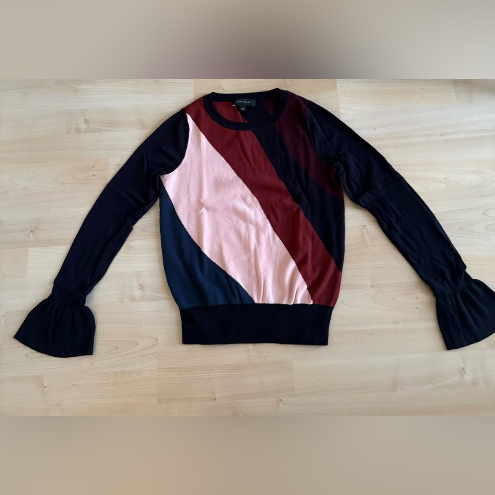 Ann Taylor knit sweater top